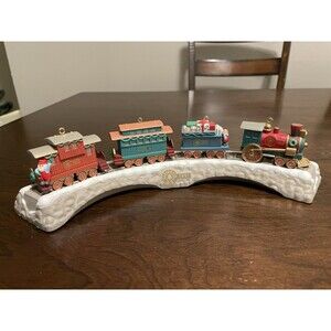 5-Pc Hallmark Keepsake Claus & CO RR Train Cars On Trestle Display Complete1991
